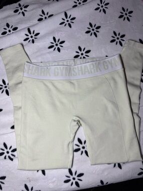 Gymshark Pastel Yellow Leggings with Branded Waistband